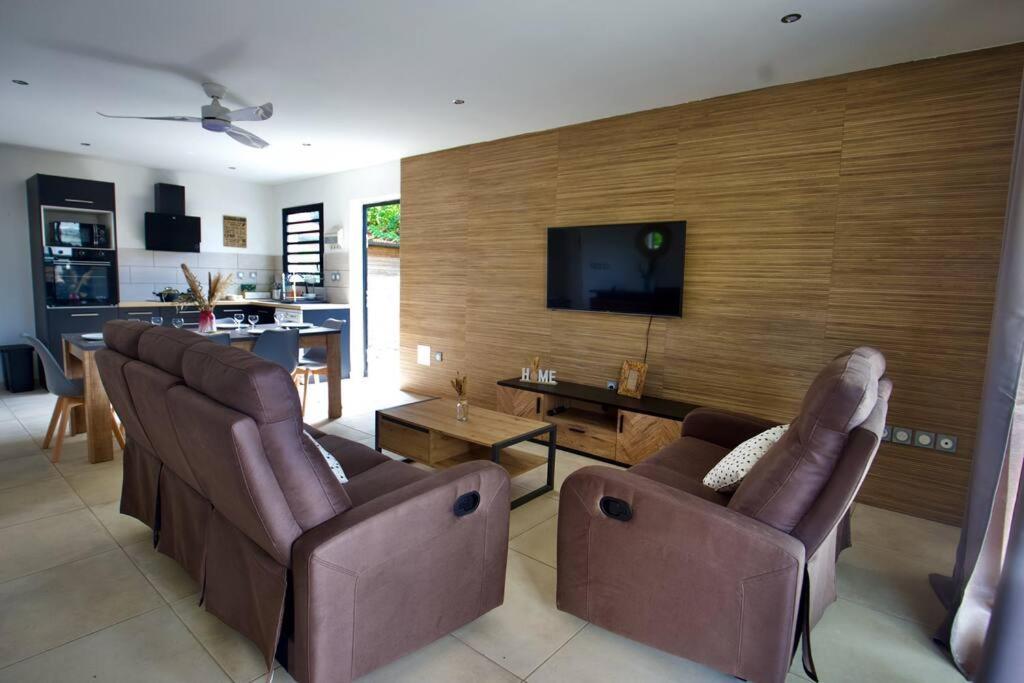 Villa Du Beau Vallon 2 Jacuzzi Privatif Et Piscine Chauffee Partagee Saint-Benoît Extérieur photo